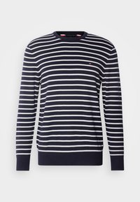 Pull à manches longues rayé horizontal bleu marine et blanc avec col rond et petit logo rouge, blanc et bleu sur la poitrine.