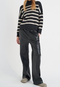 InWear Strickpullover - grey