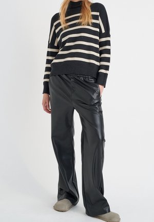 Pullover - grey