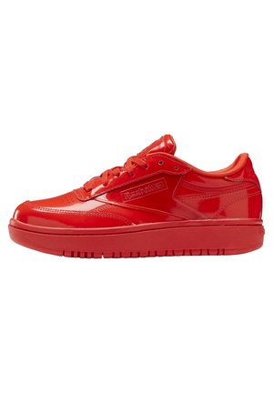 Sneakers - red