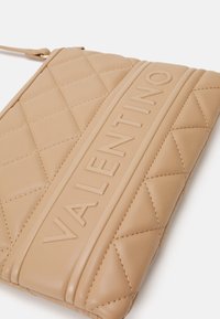 Valentino Bags ADA - Borsa a tracolla - beige