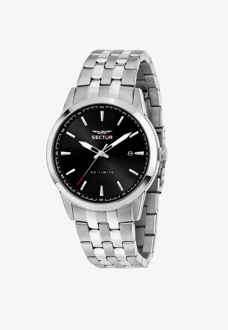 Orologio in acciaio inossidabile argentato con quadrante nero, indici delle ore luminescenti e accenti rossi. Presenta un bracciale a maglie e un display della data.