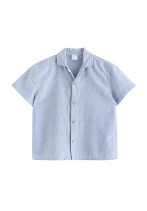 Lyseblå kortærmet skjorte med knapper, camp-krave og fire beige knapper ned foran på en hvid baggrund.