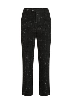 Pantalones negros ajustados con un patrón texturizado de finas líneas verticales blancas, corte recto y cierre de botón en la cintura.