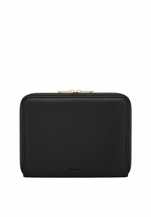Portefeuille rectangulaire en cuir noir avec double fermeture éclair dorée et logo "BOSS" subtilement embossé au centre à l'avant.