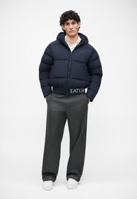 EA7 Emporio Armani MOUNTAIN JACKET BIG LOGO - Zimska jakna - blue