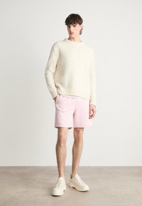 BOSS SEWALK - Donji dijelovi trenirke - light/pastel pink
