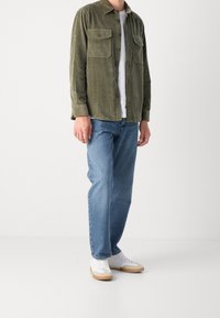 Tommy Hilfiger Let jakke / Sommerjakker - olive