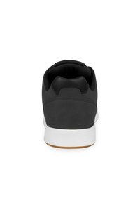 normani Outdoor Sports MILWAUKEE SNEAKER LOW - Skateschuh - anthrazit