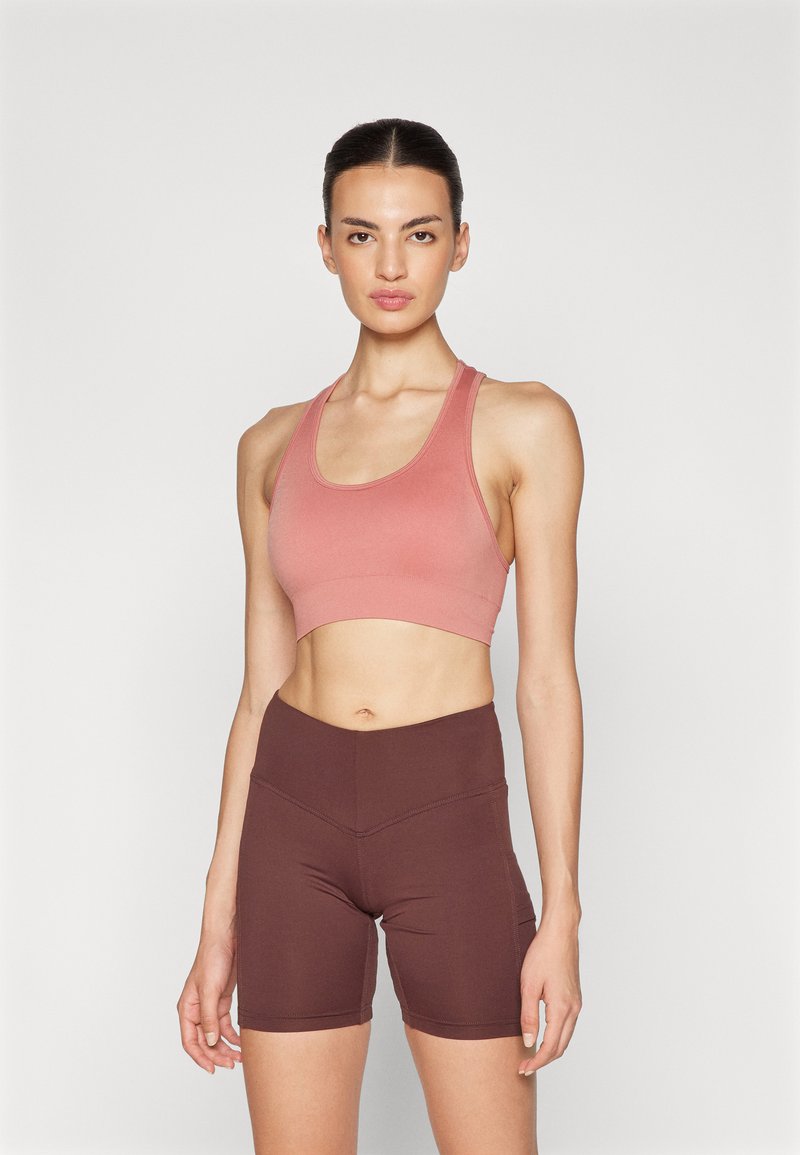 ONLY Play ONPDAISY-2 SEAM BRA  - Vidēja atbalsta sporta krūšturis - light mahogany