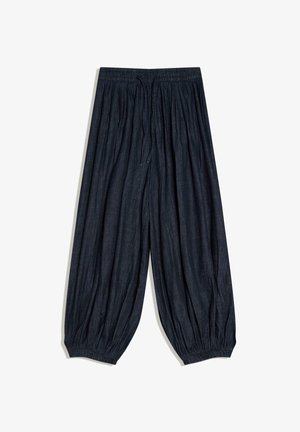 Loszittende donkerblauwe broek met elastische tailleband, trekkoord en elastische boorden bij de enkels, gemaakt van lichtgewicht stof.