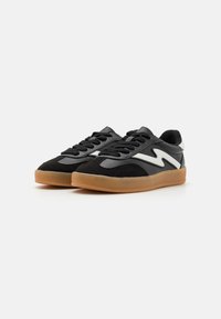 Madden Girl GIIA - Sportcipő - black