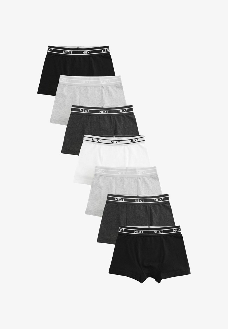 Schwarze, graue und weiße Boxershorts aus dehnbarem Stoff mit einem schwarzNEXT-Logo-Gummibund, in einer Reihe von dunkel nach hell angeordnet.