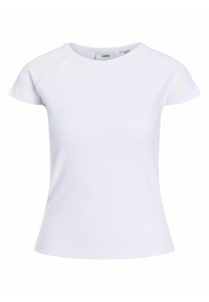 Λευκό εφαρμοστό t-shirt από ριχτό ύφασμα, με στρογγυλή λαιμόκοψη και κοντά ραγκλάν μανίκια, χωρίς ορατά λογότυπα ή σχέδια.