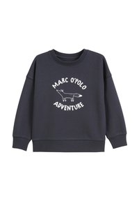 Felpa blu scuro con collo a giro, caratterizzata da una grafica bianca di una volpe e dal testo "MARC O'POLO ADVENTURE" sottostante.