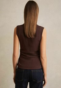 Reiss Toppi - chocolate