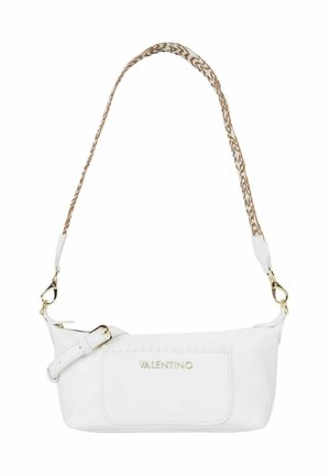 Weiße Valentino Schultertasche mit goldenem Logo, abnehmbarem gemustertem Riemen und goldenen Hardware-Details.