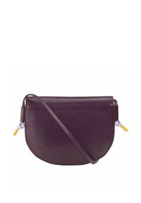 Borsa a tracolla in pelle viola con forma curva, tracolla regolabile e decorazioni a nodo in giallo e blu chiaro. Texture liscia.
