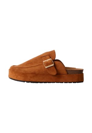Mules - camel