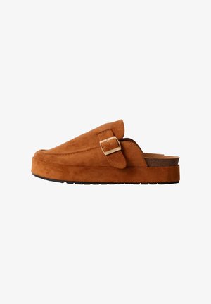 Divine Factory Muiltjes - camel