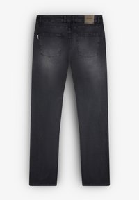 Jeans de mezclilla gris oscuro con corte recto, que cuentan con dos bolsillos traseros y una etiqueta de cuero en la cinturilla. Textura suave, sin patrones.