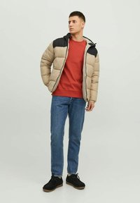 Jack & Jones Talvejope - crockery