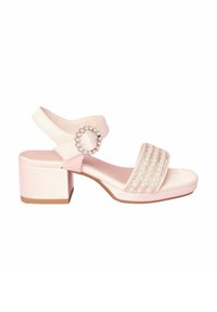 Sandalias de tacón rosa con tacón cuadrado, que cuentan con una cinta ancha adornada con acentos parecidos a perlas y una correa para el tobillo ajustable con una hebilla decorativa.