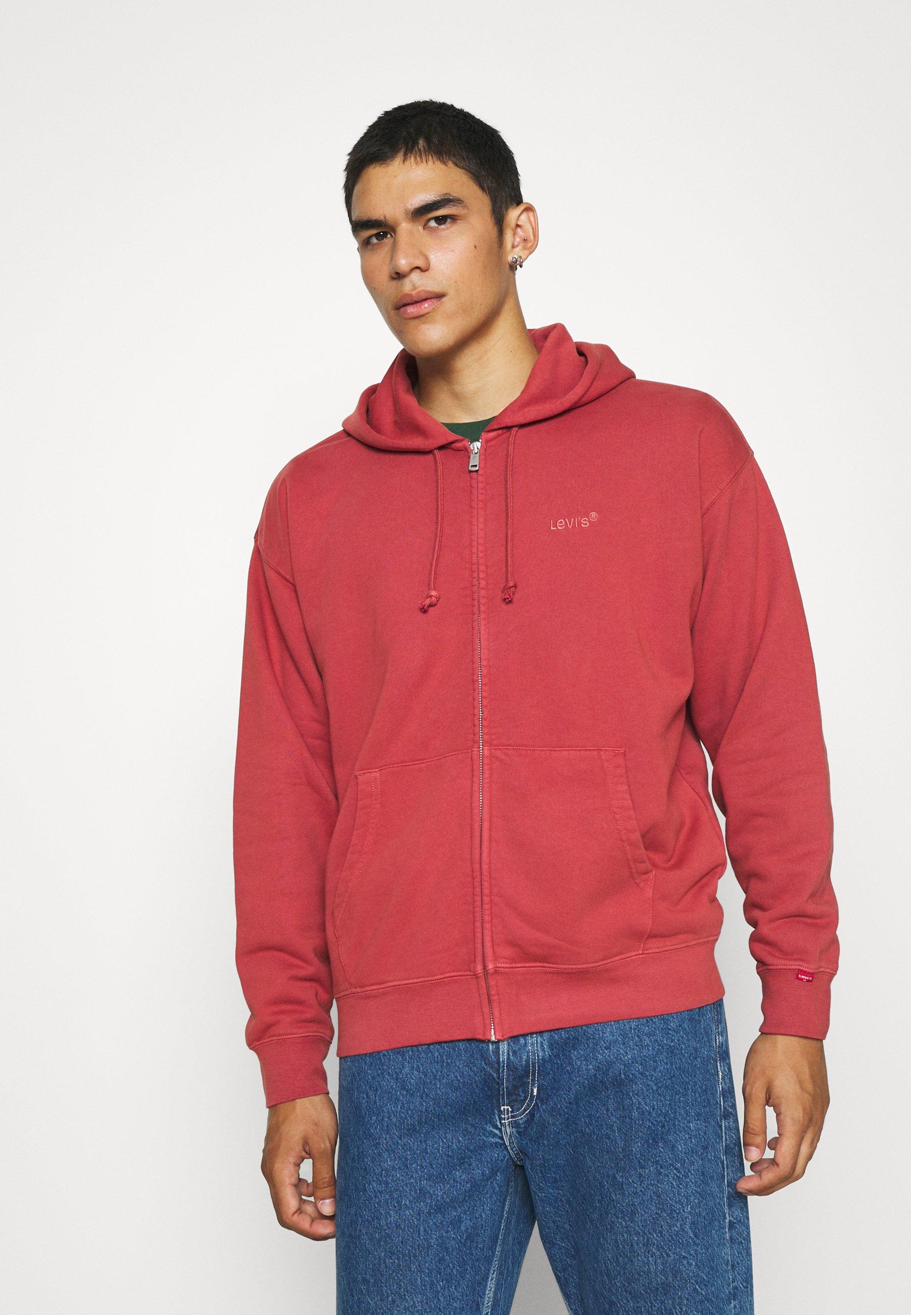 levis con zip dietro