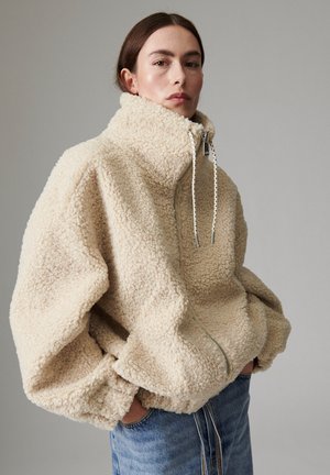 DAY Birger et Mikkelsen, WILEM MODERN FLUFF - Леко яке - pistachio shell