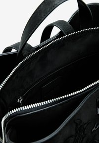 Desigual Matkakott - black