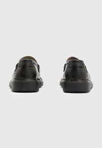 AllSaints GIBBS CHAIN LOAFER - Scarpe senza lacci - black white