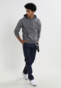 Carhartt WIP RUCK SINGLE KNEE PANT - Calças de ganga de perna direita - blue rigid