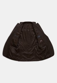 Blazer marrone scuro aperto piatto che mostra la morbida foderatura in satin con tasche interne e etichetta del brand sul lato destro.