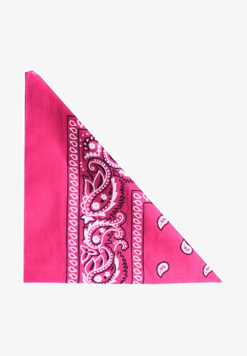 Un bandana rose avec un motif paisley en blanc et noir, présentant des bords décoratifs. Fabriqué en tissu léger et doux, de forme triangulaire.