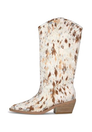 Stivale da cowboy con motivo maculato bianco e marrone, punta appuntita, cucitura decorativa e tacco impilato in legno.