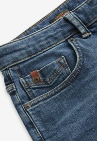 Next REGULAR FIT - SIGNATURE BRUSHED BACK COSY - Tiesaus kirpimo džinsai - mid blue
