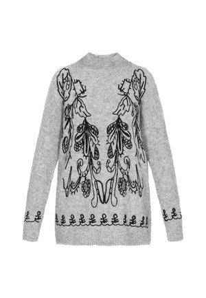 Siv�ý sveter s detailným čiernym kvetinovým vyšívaním na chrbte a na dolnom okraji, s okrúhlym výstrihom a dlhými rukávmi.