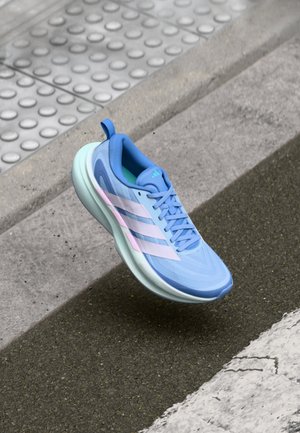 SUPERNOVA GLIDE - Katujuoksukengät - glow blue/ice lavender/blue fusion