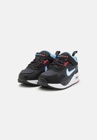 Nike Sportswear AIR MAX SOLO - Sportcipő - black/white/university blue/team red