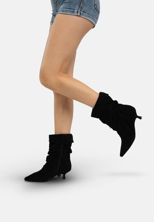 Stiefelette - schwarz