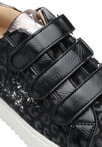 Vanessa Wu ALIA - Baskets basses - noir