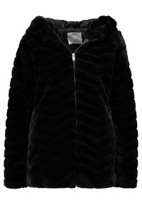 Černá umělá kože�šinová bunda s kapucí a chevronovou texturou, se zipem vpředu a hladkou vnitřní podšívkou. Bez viditelného kovového zpracování či ozdob.