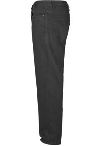 Pantalones de mezclilla negra con un diseño de pierna recta, cinco bolsillos, cierre de cremallera y detalles de costura clásica. Textura suave con un desvanecimiento mínimo.