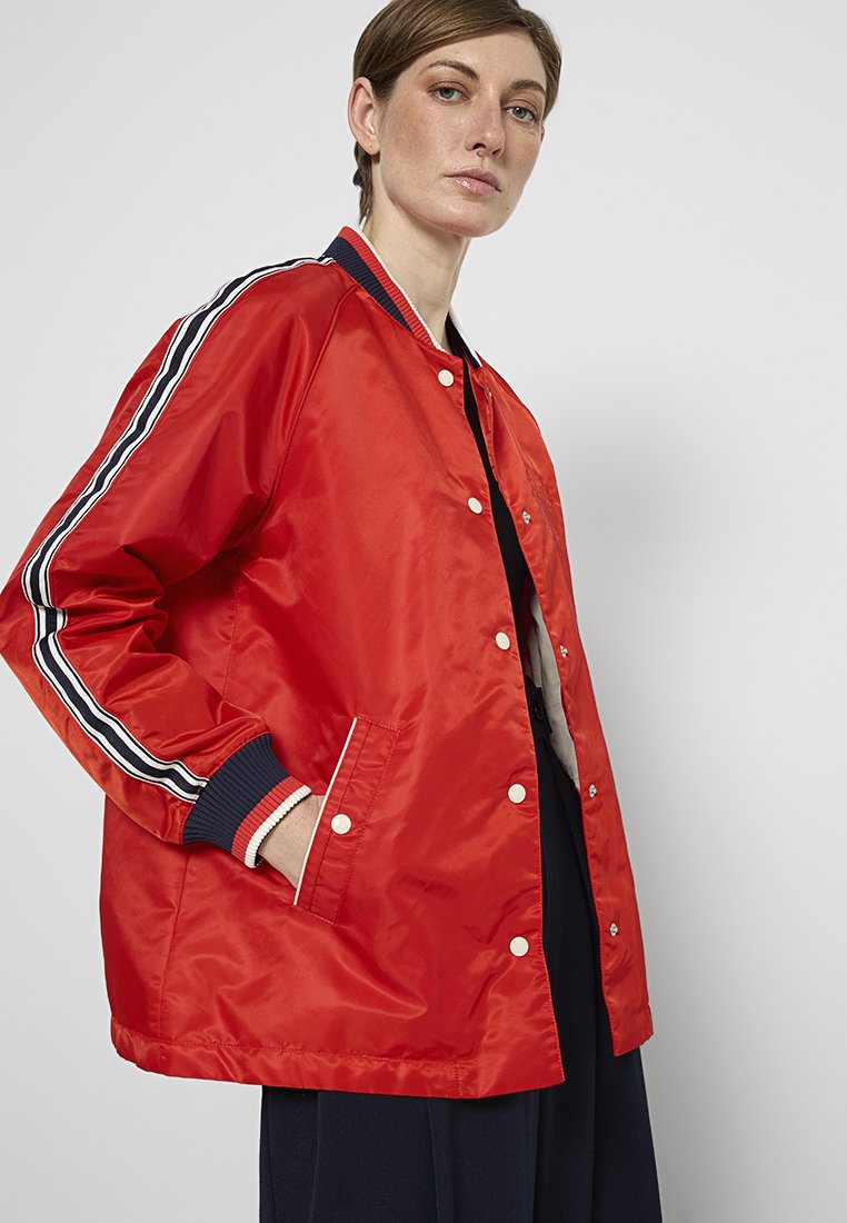 Leichte Jacke