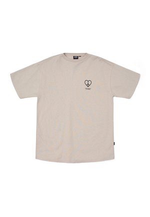 Beige Baumwoll-T-Shirt mit kurzen Ärmeln und Rundhalsausschnitt. Mit kleinem schwarzem Herz-Logo auf der linken Brust. Gerader Schnitt.