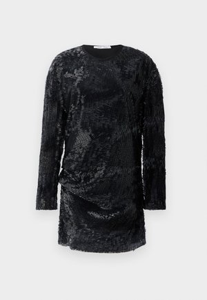 Schwarzes langärmliges Kleid mit strukturiertem, lagenförmigem Stoff und einem Rundhalsausschnitt. Enganliegende Silhouette, knielang.