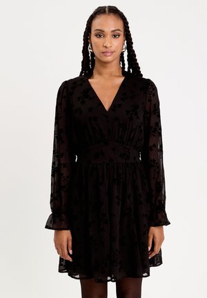 KURZES - Robe de jour - noir