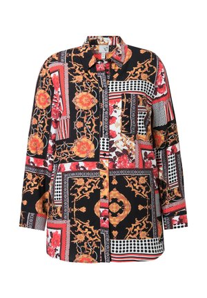 Langärmlige Bluse aus lebhaftem schwarzem Stoff mit floralen und geometrischen Mustern in Rot, Orange und Weiß. Knopfverschluss mit Kragen.