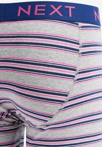 Next 4 PACK - Boxers - grey colour pop stripe
