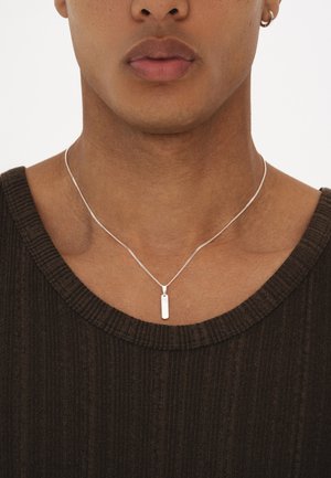 TOTEM PENDANT - Collana - silver-colored